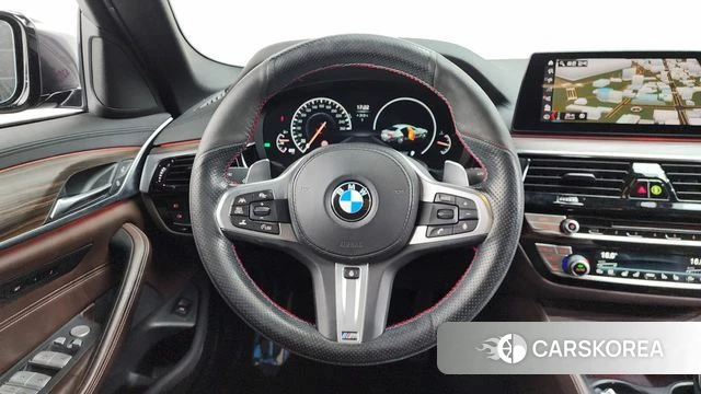 BMW 5 Series (G30) 2019 Черный из Кореи, фото 4