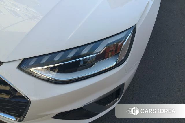 Audi A4L 2022 Белый из Китая, фото 4