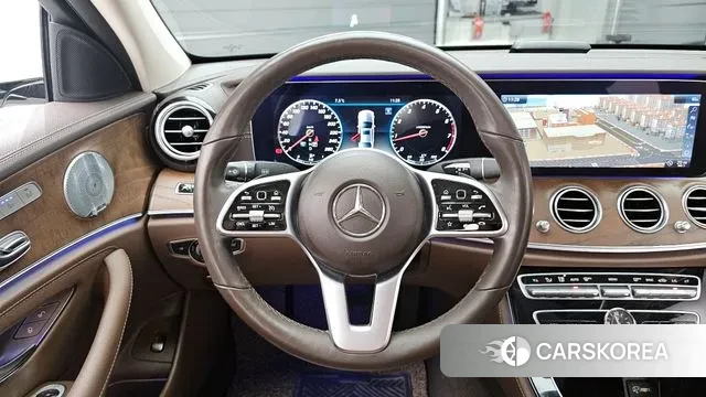 Mercedes-Benz E-Class W213 2018 Белый из Кореи, фото 4