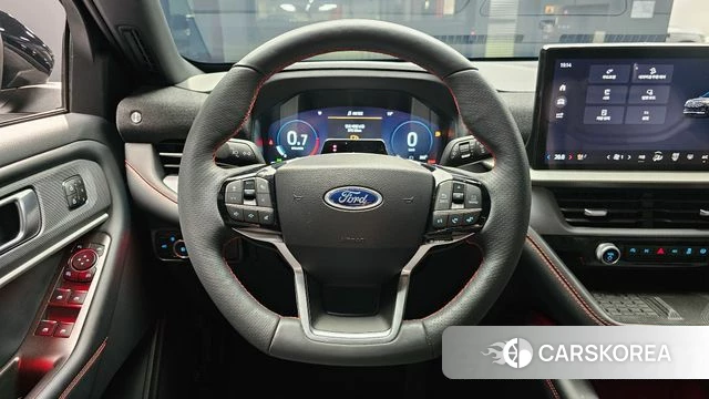 Ford Explorer 6th Generation 2024 Черный из Кореи, фото 4
