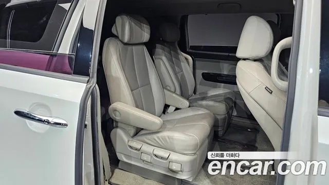 Kia The New Carnival 2019 Белый из Кореи, фото 4