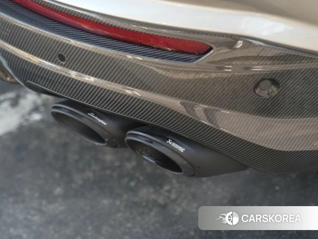 Lamborghini Urus 2024 Серебристо-серый из Кореи, фото 4