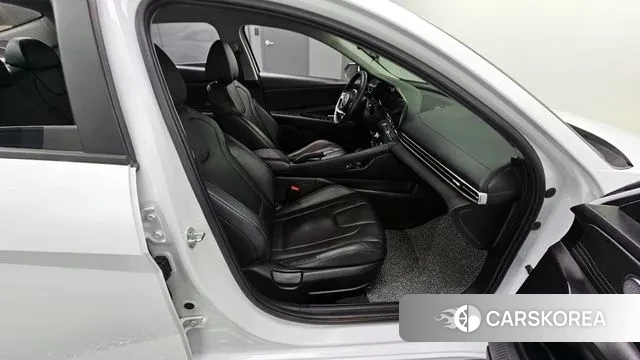 Hyundai Avante (CN7) 2022 Белый из Кореи, фото 4