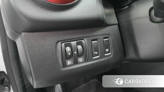 Renault Korea (Samsung) Clio 2019 Белый из Кореи, фото 4