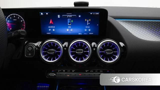 Mercedes-Benz GLA - Class H247 2025 Черный из Кореи, фото 4