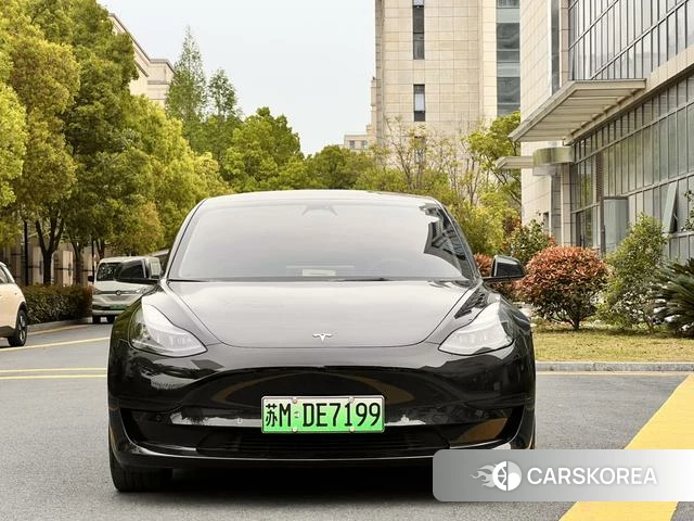 Tesla Model 3 2023 Черный из Китая, фото 4