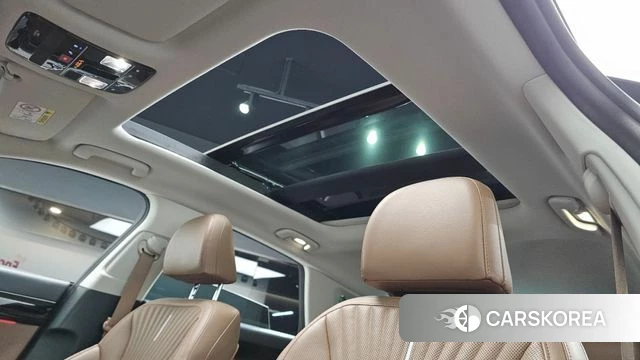 Hyundai Grandeur Hybrid (GN7) 2023 Белый из Кореи, фото 4