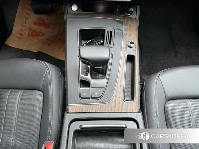 Audi Q5L 2021 Белый из Китая, фото 4