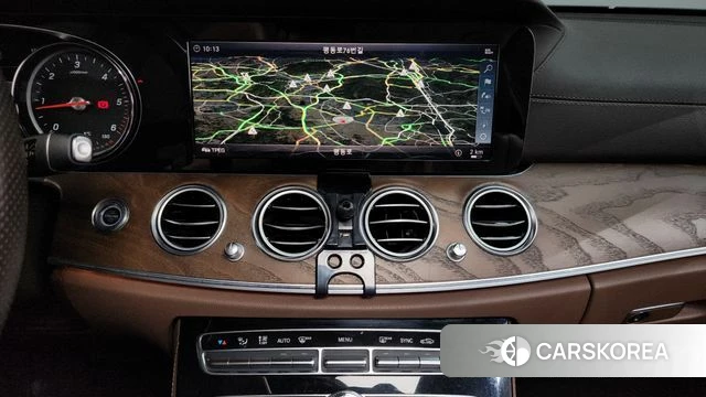 Mercedes-Benz E-Class W213 2018 Серый из Кореи, фото 4