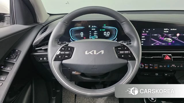 Kia Di Ol Nu Niro 2024 Белый из Кореи, фото 4