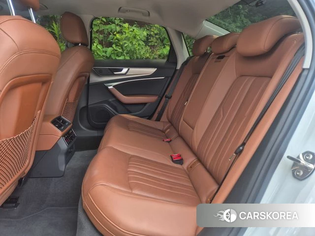 Audi A6 (C8) 2021 Белый из Кореи, фото 4