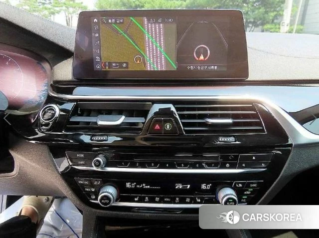 BMW 5 Series (G30) 2019 Черный из Кореи, фото 4