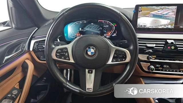 BMW 5 Series (G30) 2022 Белый из Кореи, фото 4