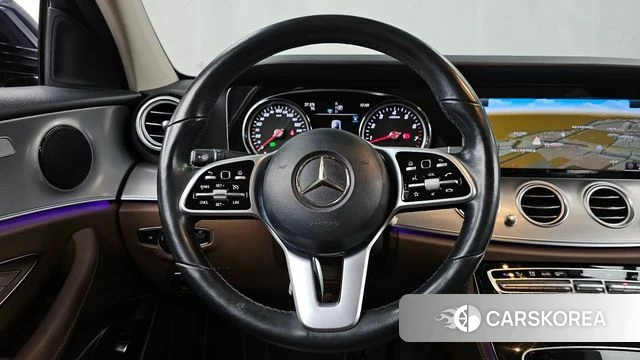 Mercedes-Benz E-Class W213 2018 Синий из Кореи, фото 4