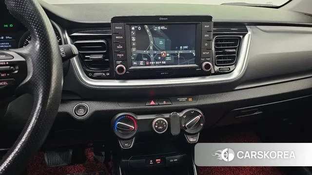 Kia Stonic 2018 Белый из Кореи, фото 4