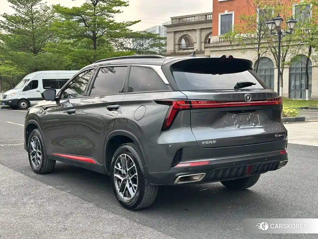 Chang'an CS75PLUS 2023 Silver/gray из Китая, фото 4