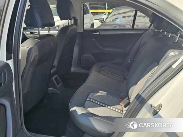 Volkswagen Santana 2021 Белый из Китая, фото 4