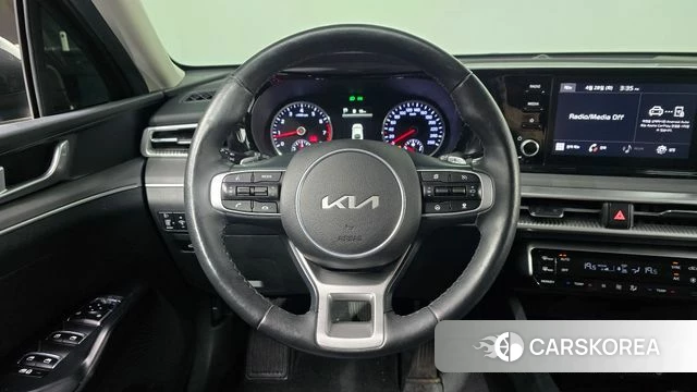 Kia K5 3rd generation 2022 Черный из Кореи, фото 4