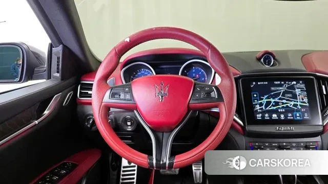 Maserati Ghibli 2018 Черный из Кореи, фото 4