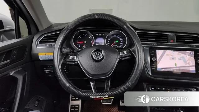 Volkswagen Tiguan second Generation 2020 Серебристо-серый из Кореи, фото 4