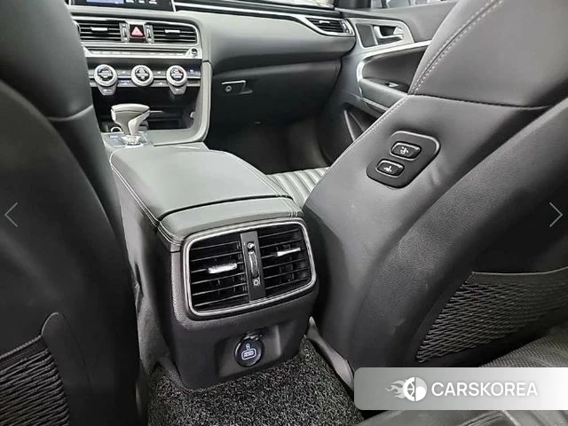 Genesis G70 2018 Серебряный из Кореи, фото 4