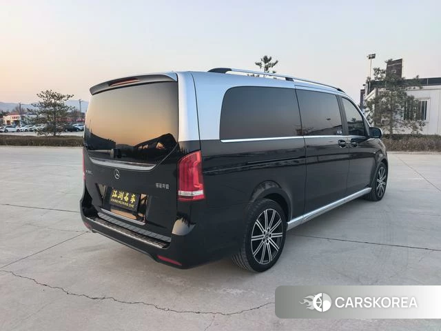 Mercedes-Benz V-class id 3889880 из Китая 4