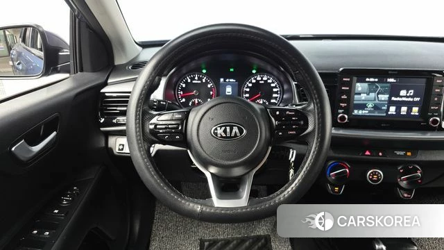 Kia Stonic 2018 Синий из Кореи, фото 4