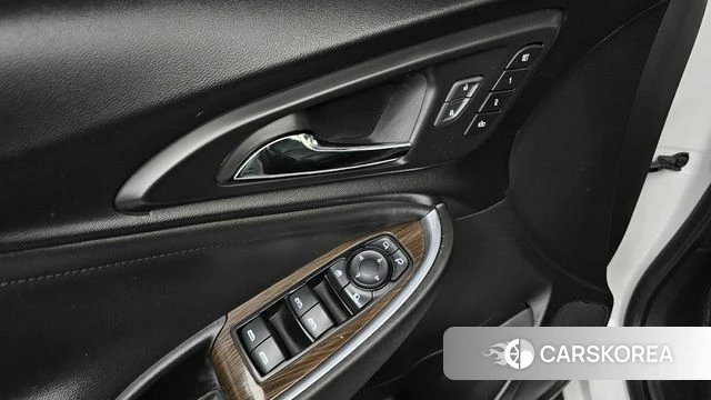 Chevrolet (GM Daewoo) All New Malibu 2018 Белый из Кореи, фото 4