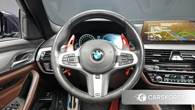 BMW 5 Series (G30) 2019 Черный из Кореи, фото 4