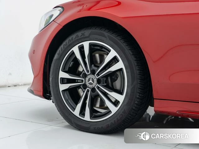 Mercedes-Benz Class C 2018 Красный из Китая, фото 4