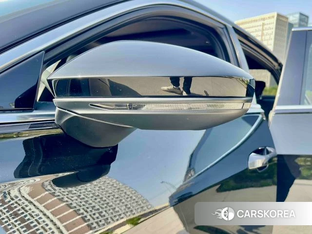 Audi A6L 2022 Черный из Китая, фото 4