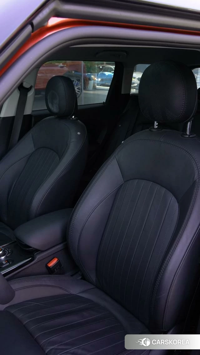 MINI CLUBMAN 2021 Красный из Китая, фото 4