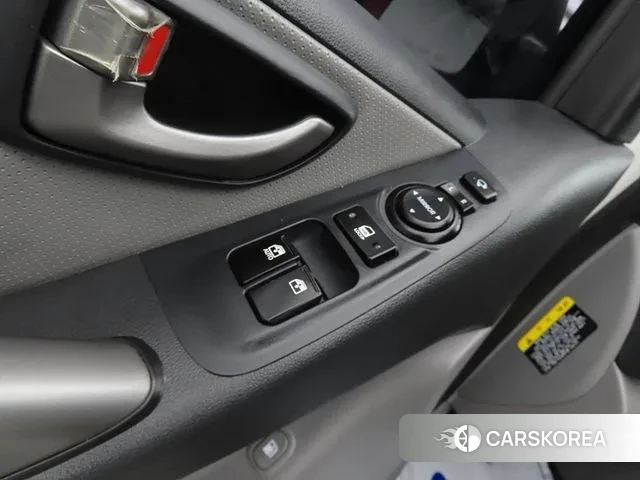 Hyundai The New Grand Starex 2021 Белый из Кореи, фото 4