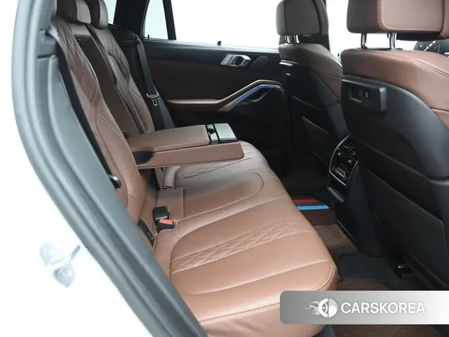 BMW X6 (G06) 2023 Белый из Кореи, фото 4