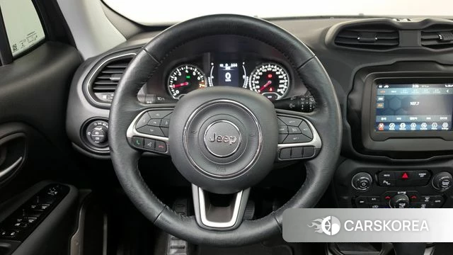 Jeep Renegade 2022 Черный из Кореи, фото 4