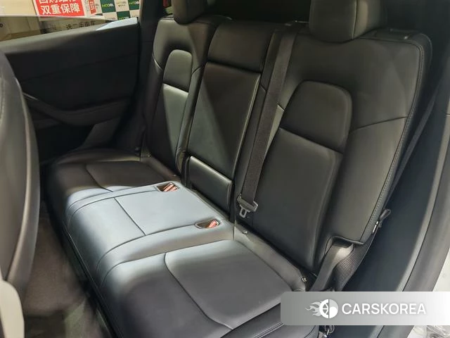 Tesla Model Y 2022 Белый из Китая, фото 4