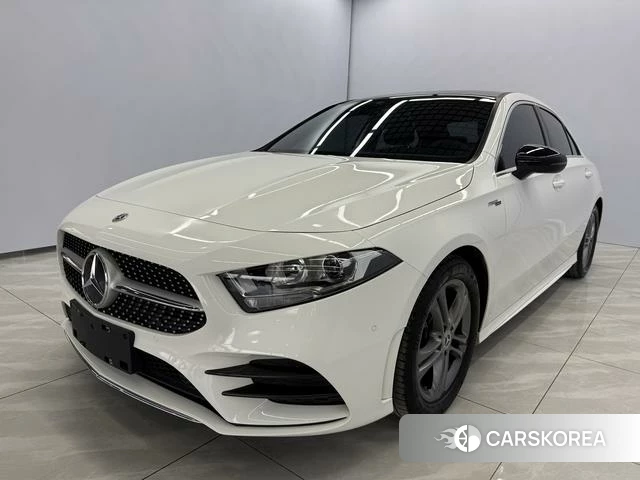 Mercedes-Benz Class A 2021 Белый из Китая, фото 4