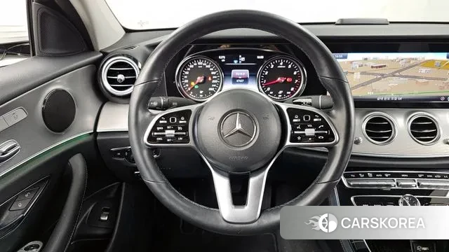 Mercedes-Benz E-Class W213 2018 Белый из Кореи, фото 4