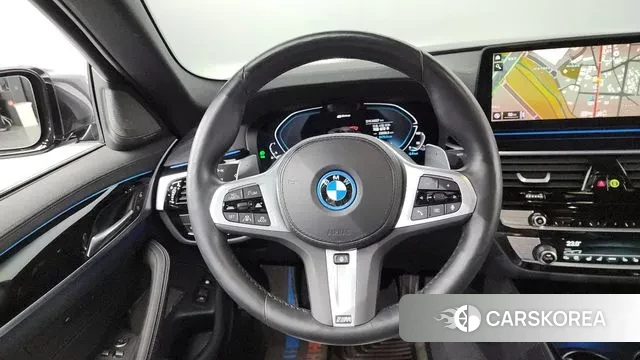 BMW 5 Series (G30) 2022 Серый из Кореи, фото 4