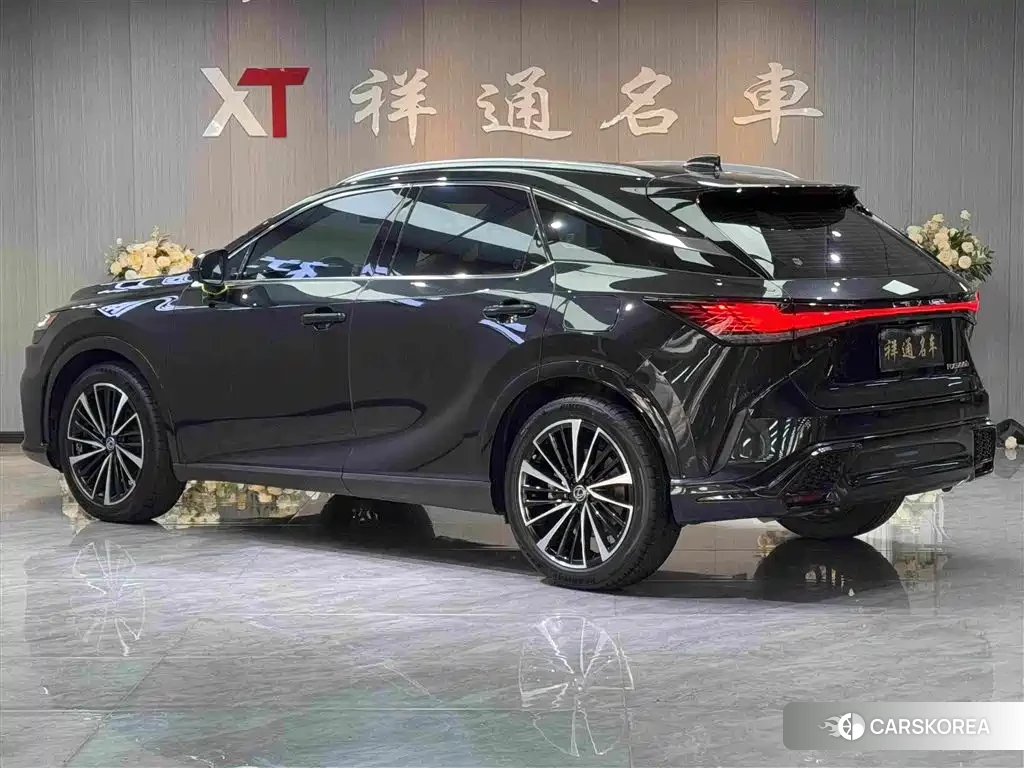 Lexus RX 2023 Черный из Китая, фото 4
