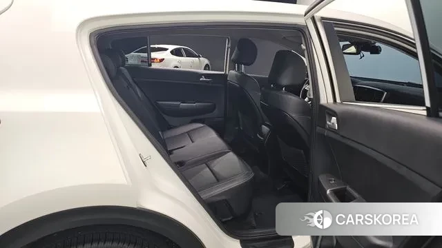 Kia Sportage The Bold 2021 Белый из Кореи, фото 4