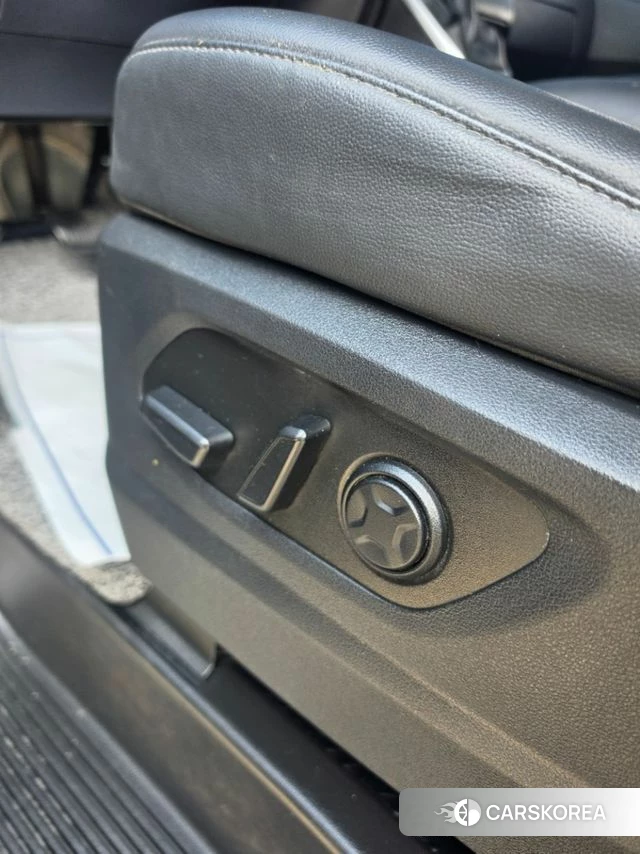 Hyundai Staria 2023 Серый из Кореи, фото 4