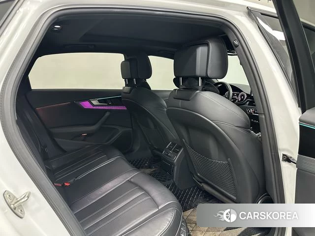 Audi A4L 2023 Белый из Китая, фото 4