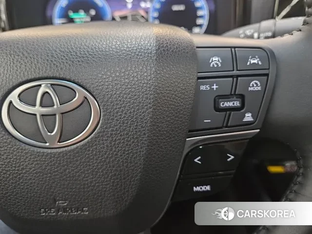 Toyota Camry (XV80) 2025 Серебряный из Кореи, фото 4