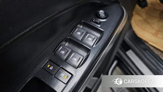 Chevrolet (GM Daewoo) Real New Colorado 2022 Черный из Кореи, фото 4