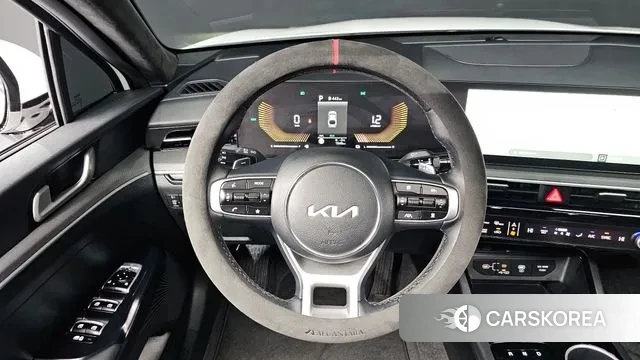 Kia The New K5 Hybrid 3rd generation 2025 Белый из Кореи, фото 4