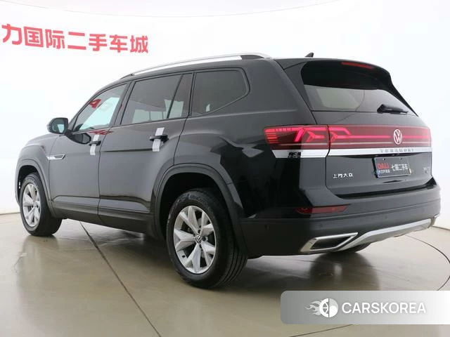 Volkswagen Tourang 2022 Черный из Китая, фото 4