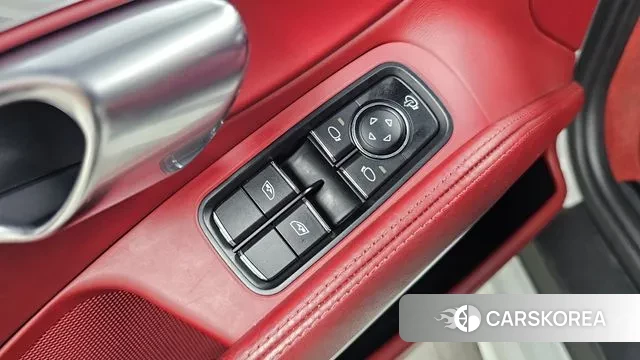 Porsche 718 Boxster 2018 Белый из Кореи, фото 4