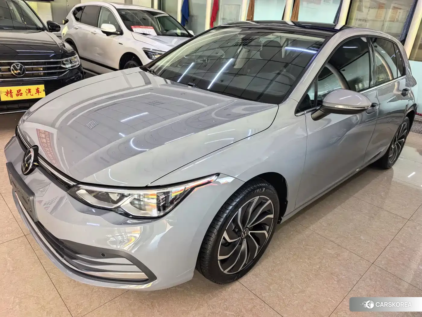 Volkswagen Golf 2023 Silver/gray из Китая, фото 4