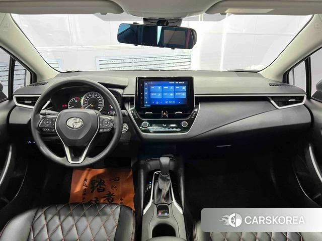 Toyota Corolla 2022 Белый из Китая, фото 4